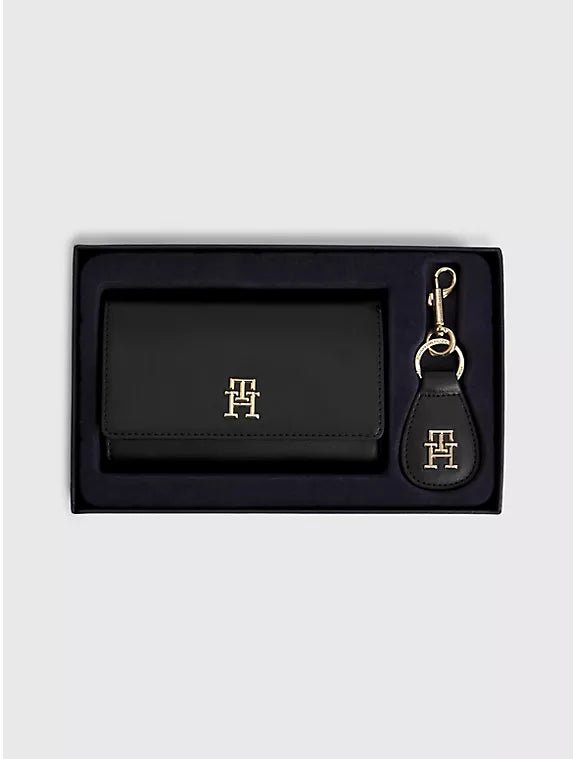 TH Logo Flap Wallet and Keychain Set